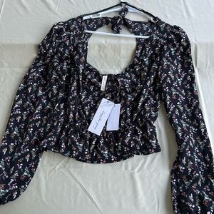 Woman long sleeve top